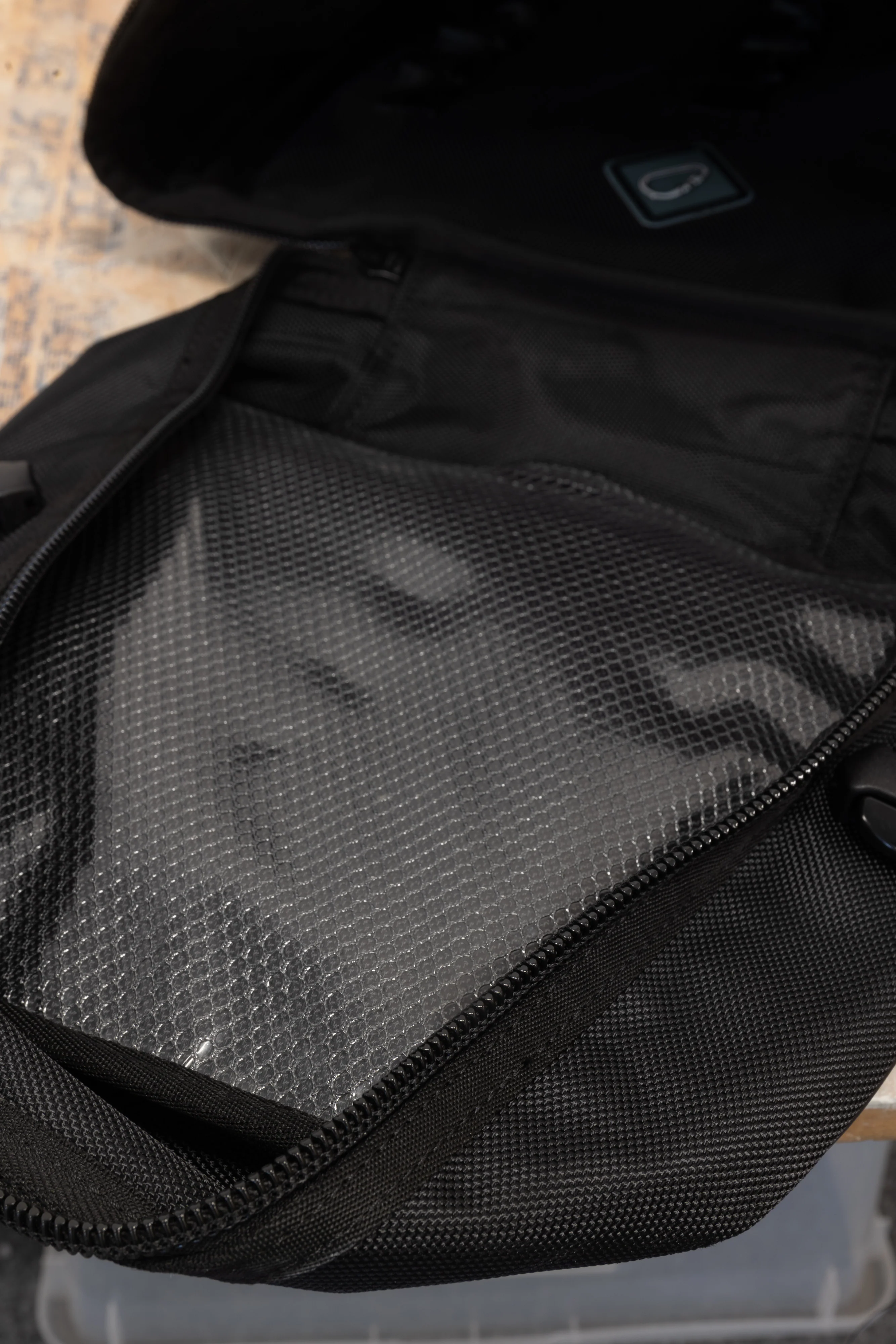 Courant - Cross Pro Bag 54L - Image 6