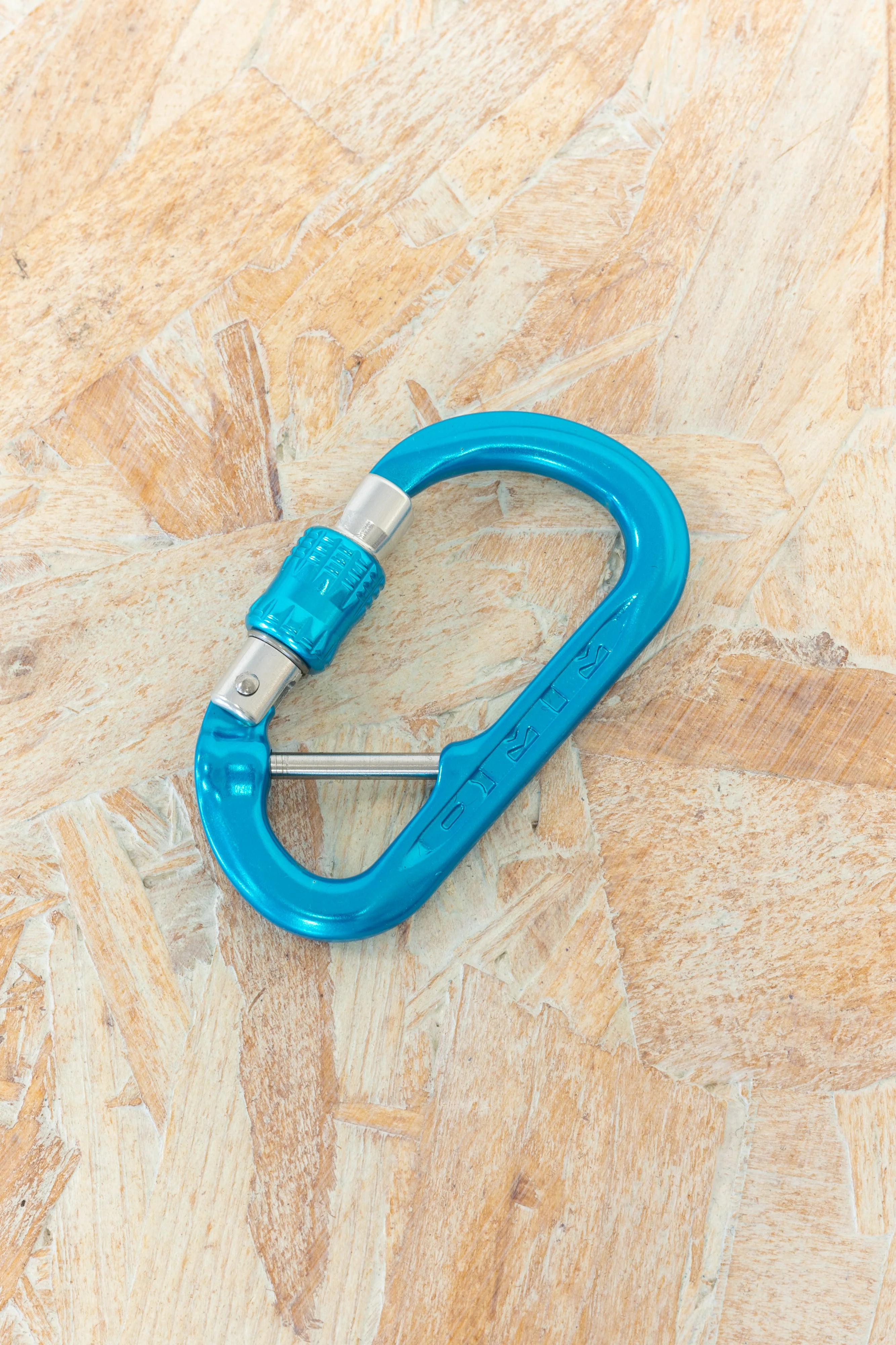 DMM - XSRE Lock Captive Bar Mini Carabiner - Image 3
