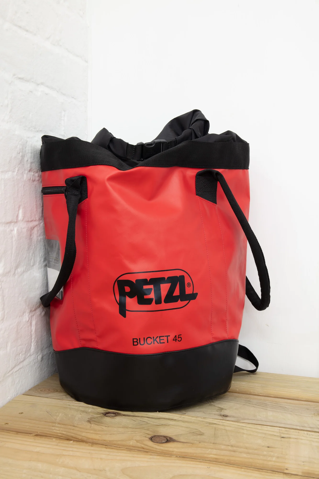 Petzl - Bucket - Image 8