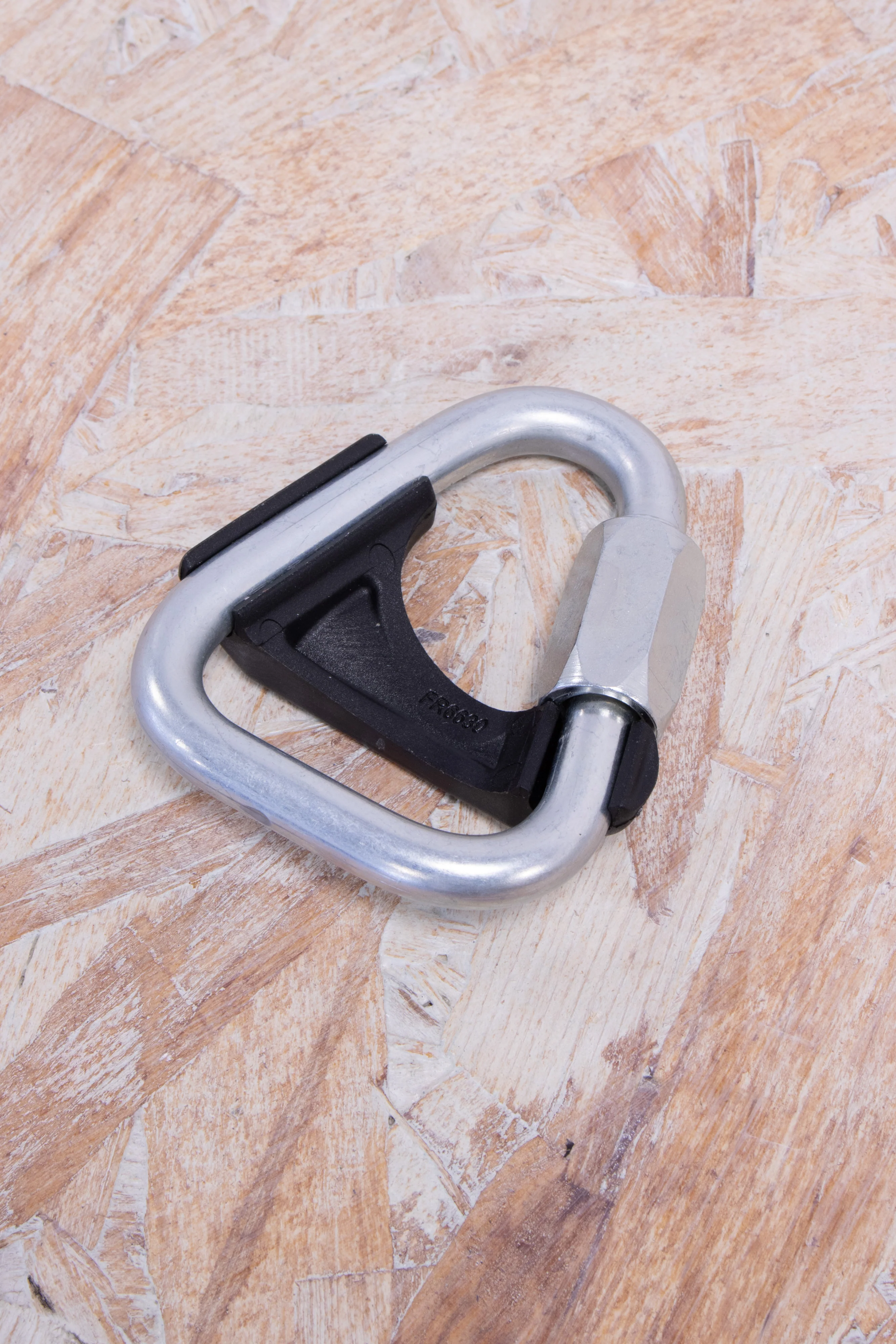 Petzl - Delta Maillon with Captive Bar - Image 2