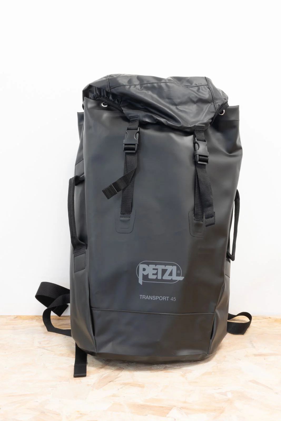 Petzl - Transport Pack 45 - Image 3
